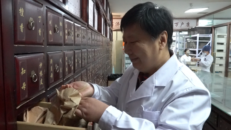 中西结合，多维干预，精神科杨晓精准施策守护精神心理健康