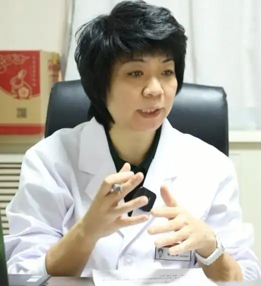 从治病到疗心，精神科医生李丽单中西结合助力精神疾病患者回归社会