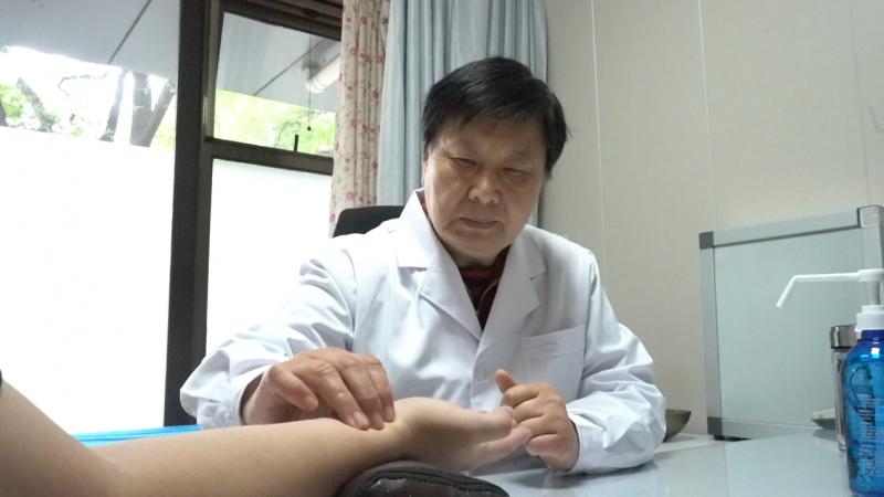 精神科杨晓倡导中西结合，帮助精神患者从“控制症状”转向“恢复功能”