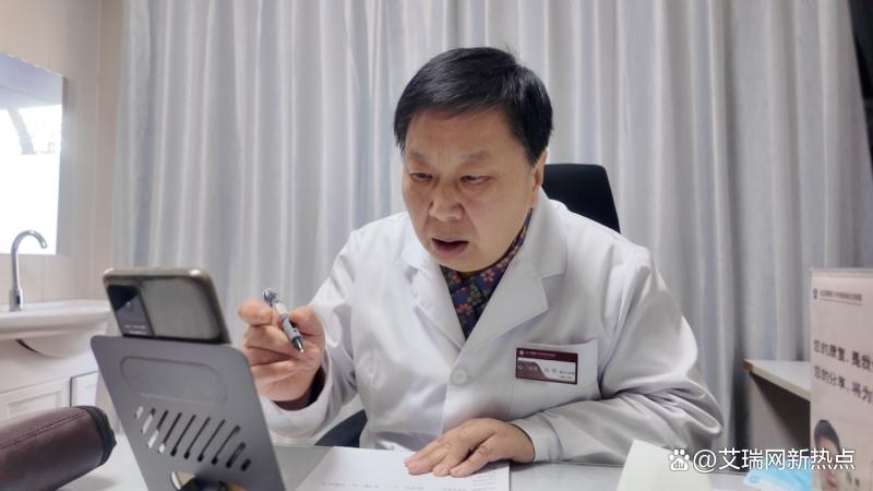 医者初心守心理健康，精神科杨晓以中西结合为患者打开康复新大门